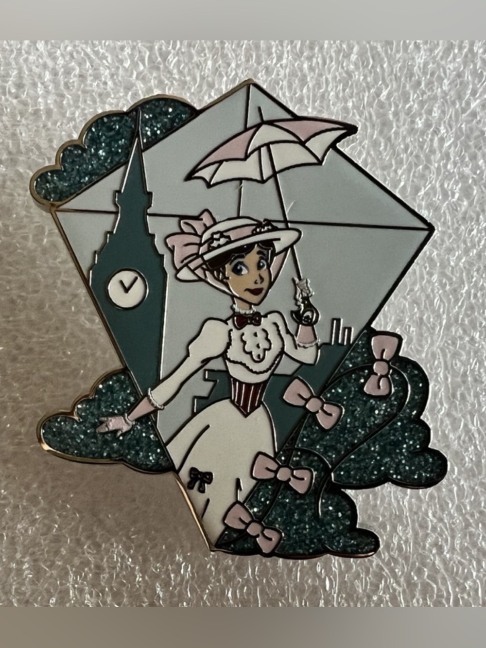 Glitter Mary Poppins Kite Disney Pin - Picture 2 of 5